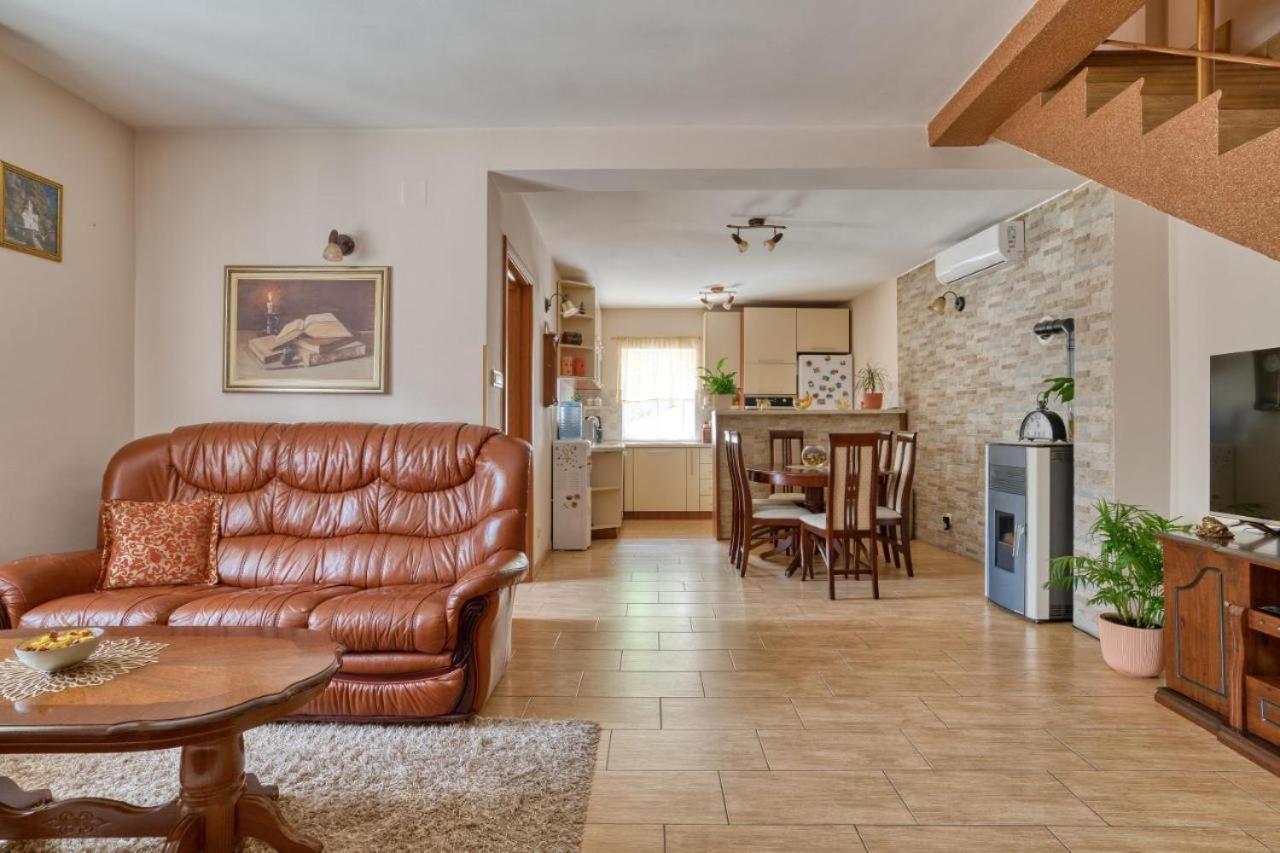 Underhill Royal View Villa Kotor Exterior photo